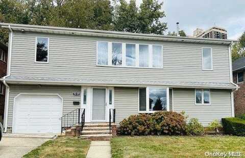 70-09 267 Street, Glen Oaks, NY 11004