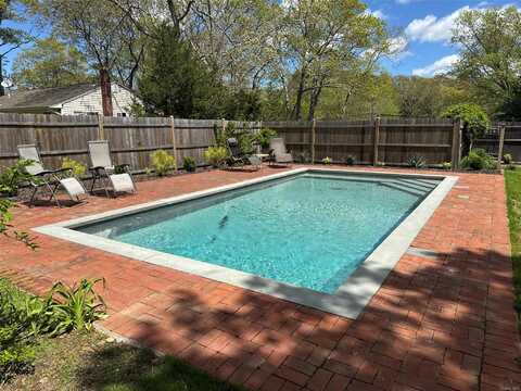 21 Summit Boulevard, Westhampton, NY 11977