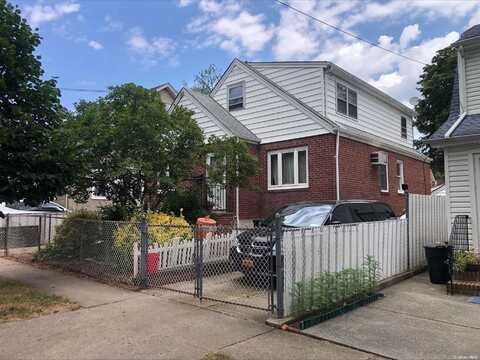 86-45 261st Street, Floral Park, NY 11001