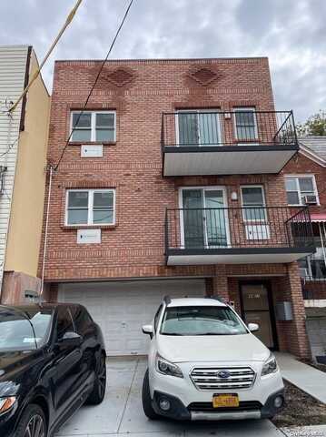 48-21 39th Street, Sunnyside, NY 11104