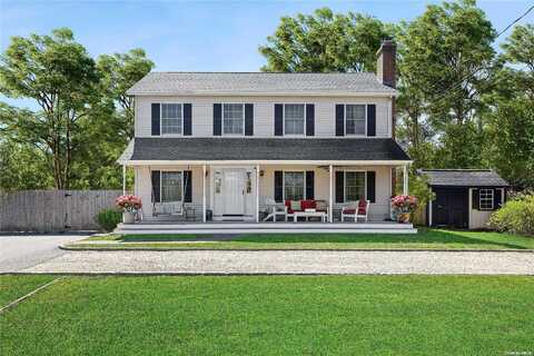 4538 Noyac Road, Sag Harbor, NY 11963