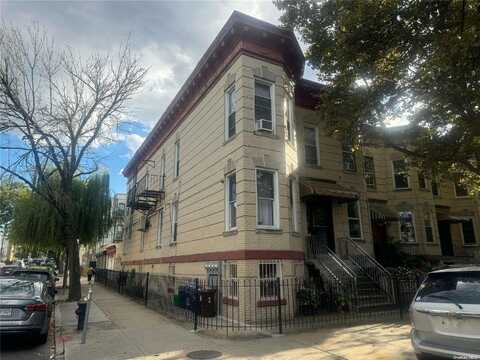 61-60 Gates Ave., Ridgewood, NY 11385