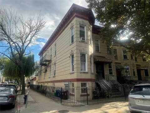 61-60 Gates Ave., Ridgewood, NY 11385