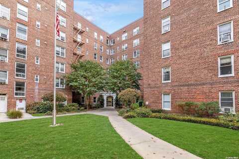 72-61 113 Street, Forest Hills, NY 11375