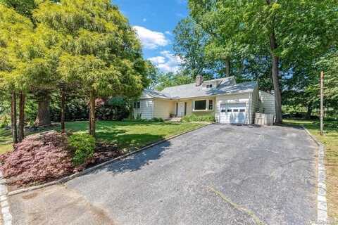 12 Kings Place, Great Neck, NY 11024