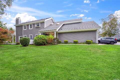 385 Quarry Pond, Moriches, NY 11955