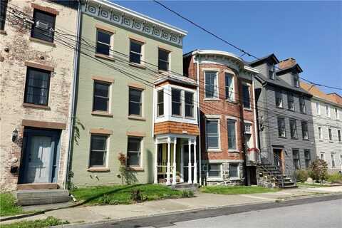 125 Montgomery Street, Newburgh, NY 12550