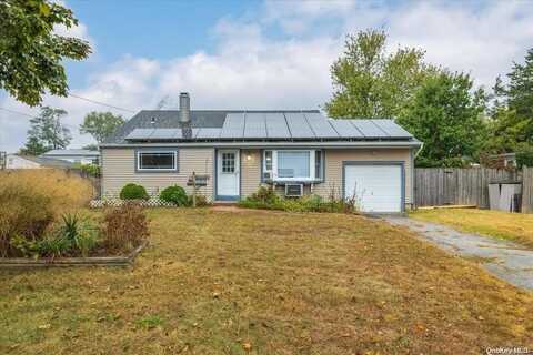 3106 Kane Avenue, Medford, NY 11763