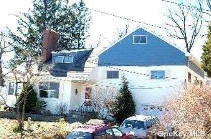 10 Farview Avenue, Bayville, NY 11709