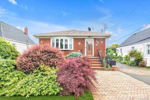 66 Francis Court, Elmont, NY 11003