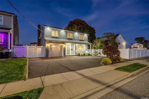 73 Jefferson Place, Massapequa, NY 11758