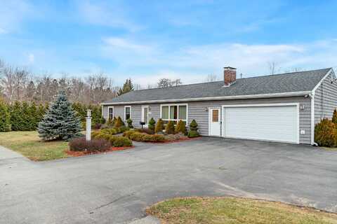 231 Parkway S, Brewer, ME 04412