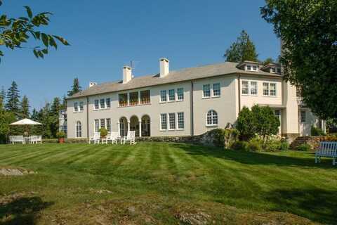 399 Hermit's Point Road, Islesboro, ME 04848