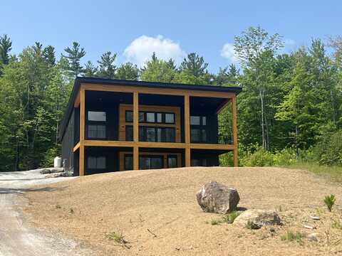 53 Harmony Row, Bethel, ME 04217