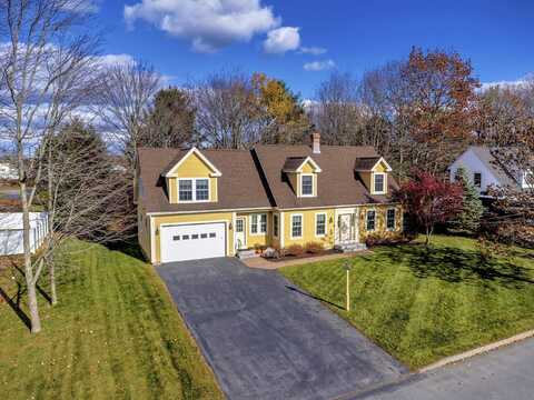 21 Buckthorn Circle, Saco, ME 04072