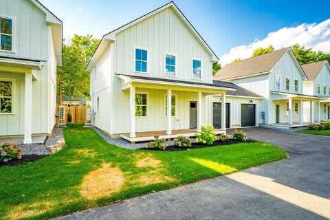 21 Magnolia Lane, Gardiner, ME 04345