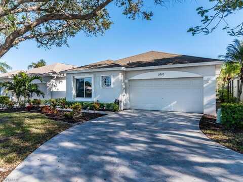 9510 Village View, BONITA SPRINGS, FL 34135