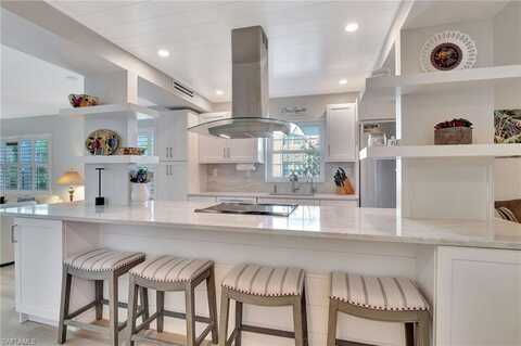 1051 3rd, NAPLES, FL 34102