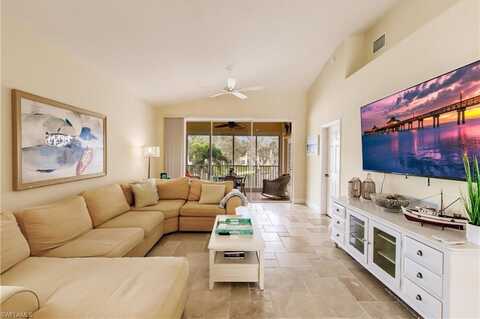 680 Wiggins Lake, NAPLES, FL 34110