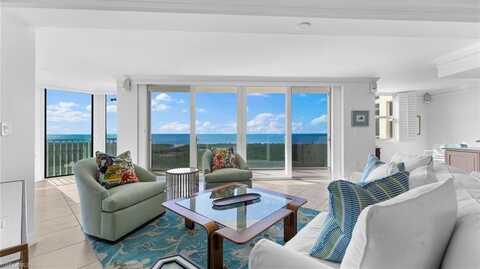 6101 Pelican Bay, NAPLES, FL 34108