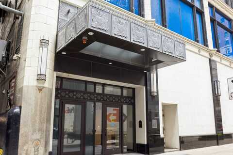 8 W Monroe Street, Chicago, IL 60603