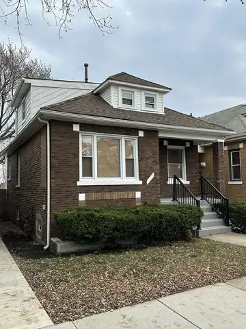 9139 S Colfax Avenue, Chicago, IL 60617