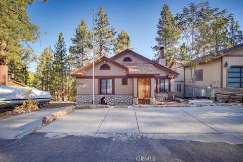 465 Temple Lane, Big Bear Lake, CA 92315