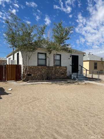 710 Nancy Street, Barstow, CA 92311