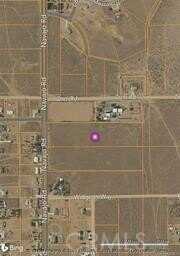 3 Navajo Road, Apple Valley, CA 92307