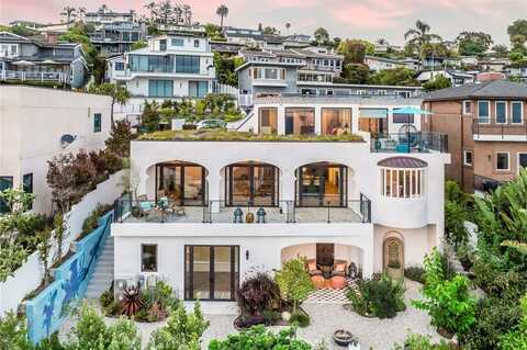 825 Coast View Drive, Laguna Beach, CA 92651