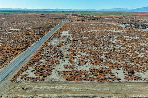 97 ave vic ste, Lancaster, CA 93545