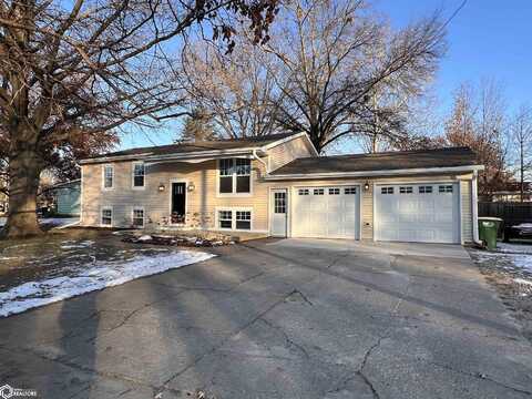 1104 Liberty Drive, Fairfield, IA 52556