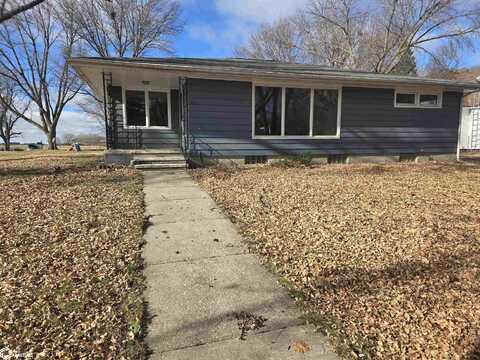 611 Ripley Street NW, Titonka, IA 50480