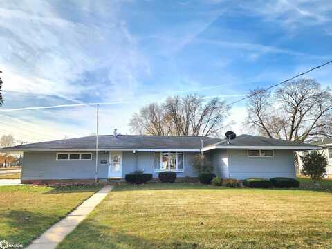 1469 E State Street, Mason City, IA 50401