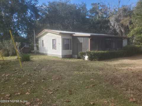 115 LAKE Drive, Crescent City, FL 32112