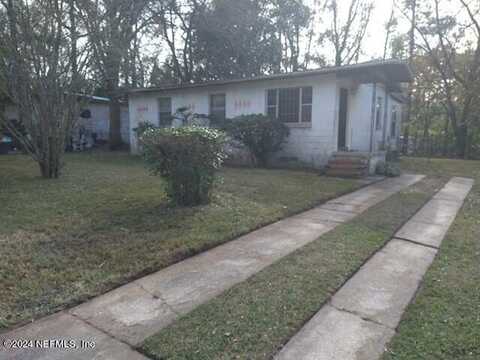 6238 PETTIFORD Drive W, Jacksonville, FL 32209