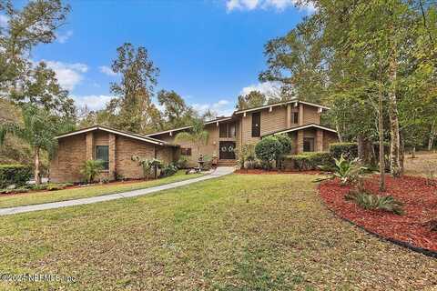 2563 CROOKED CREEK POINT Road, Middleburg, FL 32068