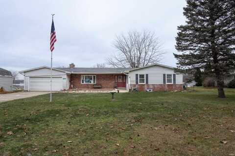 1325 E 790 S, Wolcottville, IN 46795