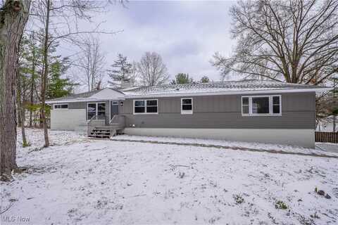 734 N Hidden Valley Road, Cuyahoga Falls, OH 44223