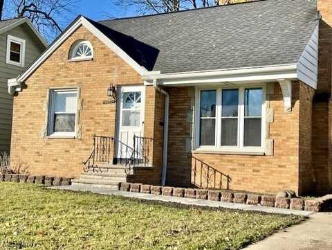 1682 Temple Avenue, Mayfield Heights, OH 44124