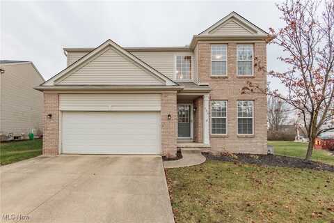 608 Andover Circle, Broadview Heights, OH 44147