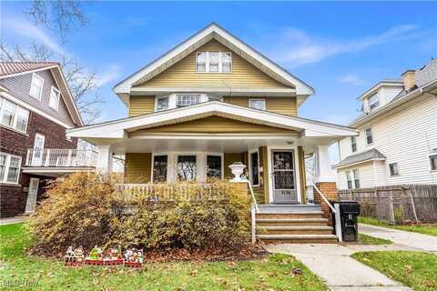 2136 West Boulevard, Cleveland, OH 44102