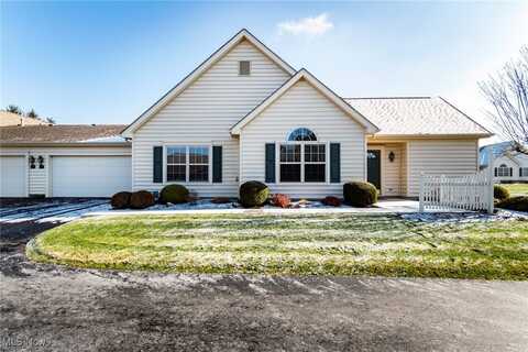 135 Village Court, Columbiana, OH 44408