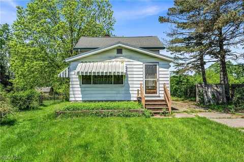 14917 Summit Avenue, Maple Heights, OH 44137