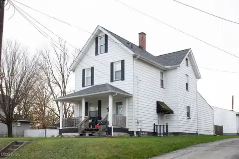 125 Ridgeway Street, Struthers, OH 44471