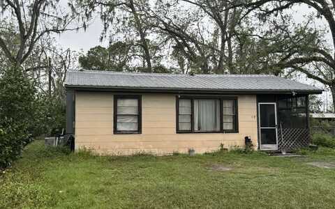 618 2ND ST NW, Live Oak, FL 32064