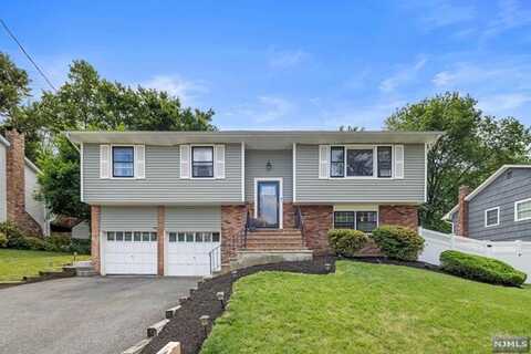 39 Tremont Terrace, Wanaque, NJ 07465