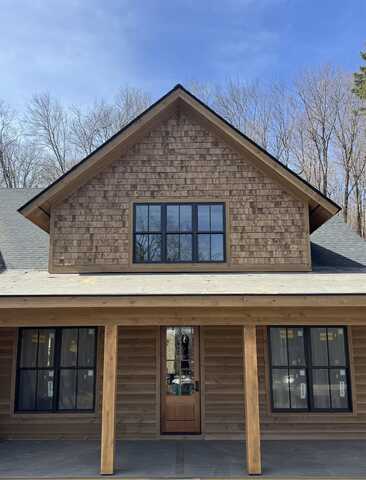 143 Stratton Mountain Access Road, Winhall, VT 05340