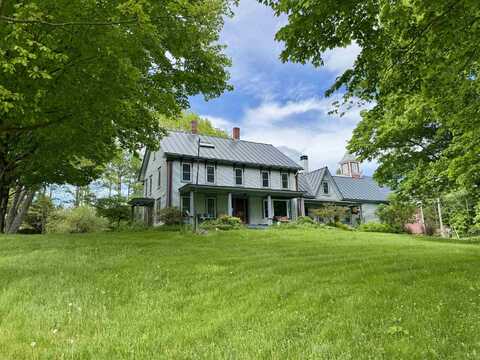 68 Doe Lane, Newbury, VT 05051