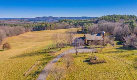 1324 Middle Road, Dummerston, VT 05301